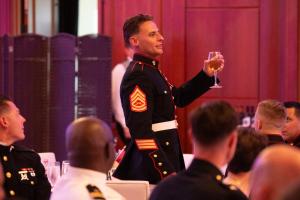 MESS NIGHT-00907